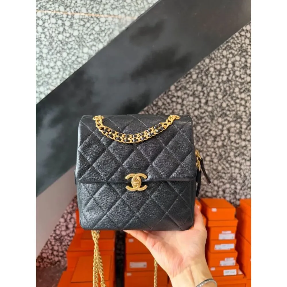 Chanel Women Pre-Loved Bag Very Good Condition